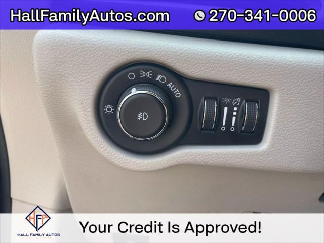 used 2022 Chrysler Pacifica car, priced at $21,999