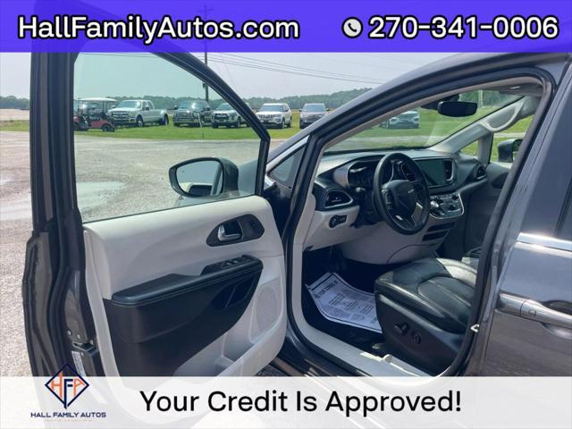 used 2022 Chrysler Pacifica car, priced at $21,999