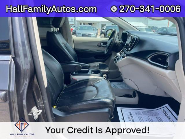 used 2022 Chrysler Pacifica car, priced at $21,999
