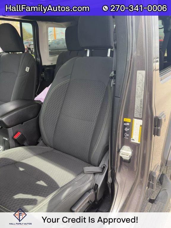 used 2021 Jeep Wrangler Unlimited car, priced at $28,999