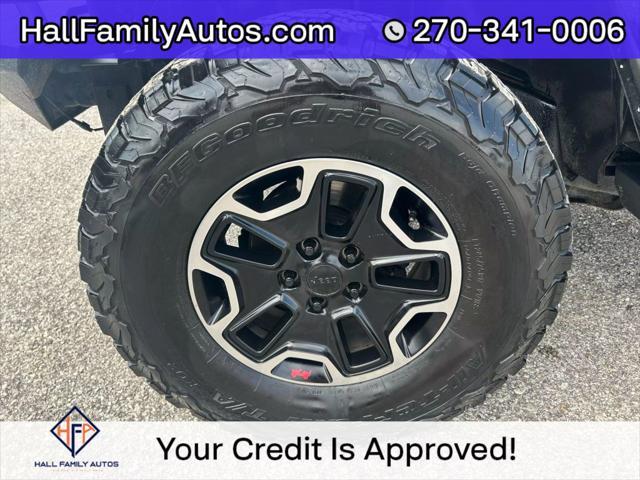 used 2015 Jeep Wrangler Unlimited car, priced at $20,999
