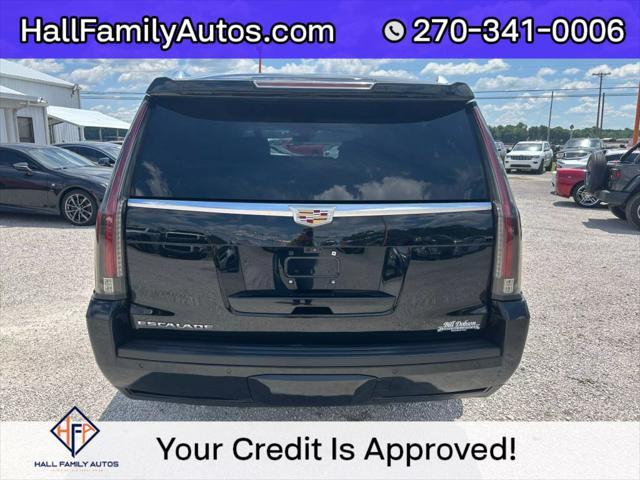 used 2020 Cadillac Escalade ESV car, priced at $33,999