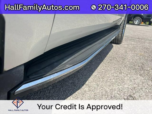 used 2015 GMC Yukon XL car, priced at $25,999