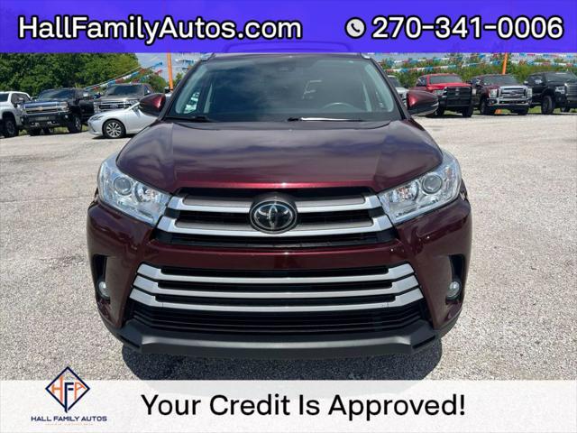 used 2018 Toyota Highlander car, priced at $25,999
