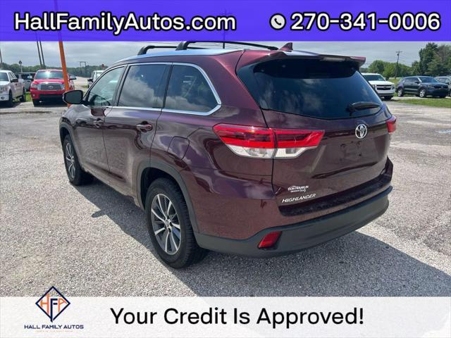 used 2018 Toyota Highlander car, priced at $25,999