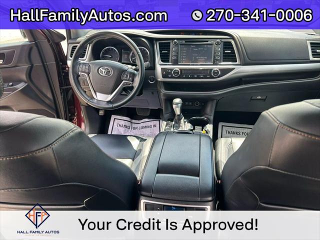 used 2018 Toyota Highlander car, priced at $25,999