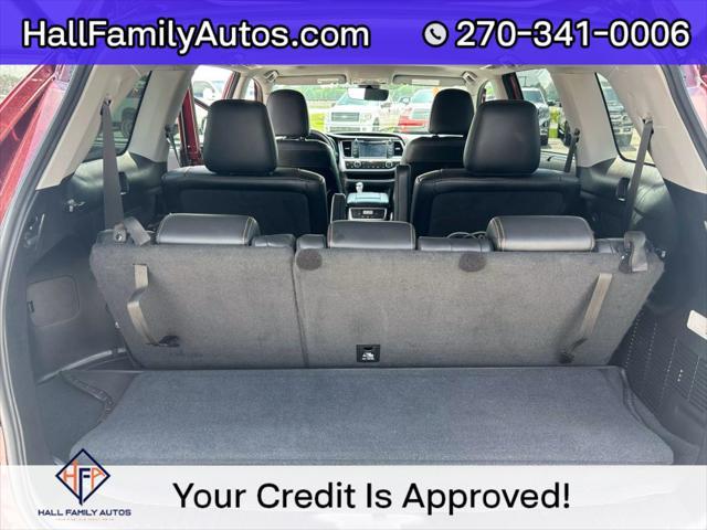 used 2018 Toyota Highlander car, priced at $25,999