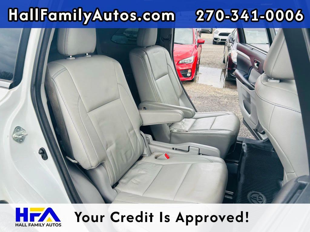 used 2018 Toyota Highlander car, priced at $24,999