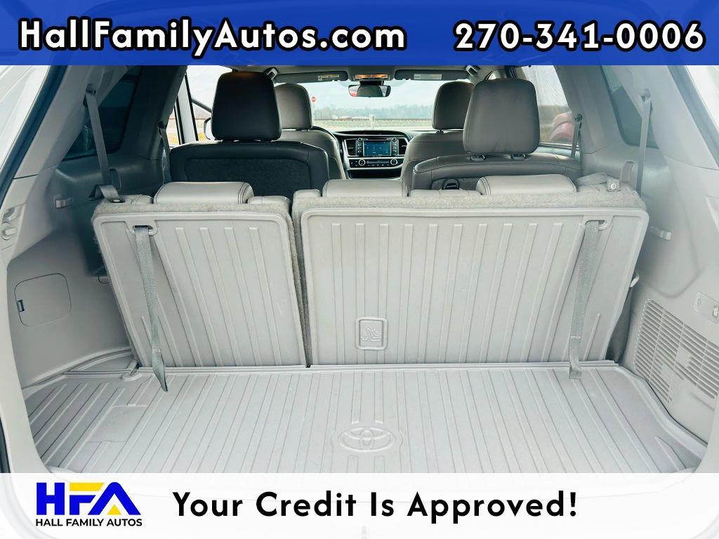 used 2018 Toyota Highlander car, priced at $24,999