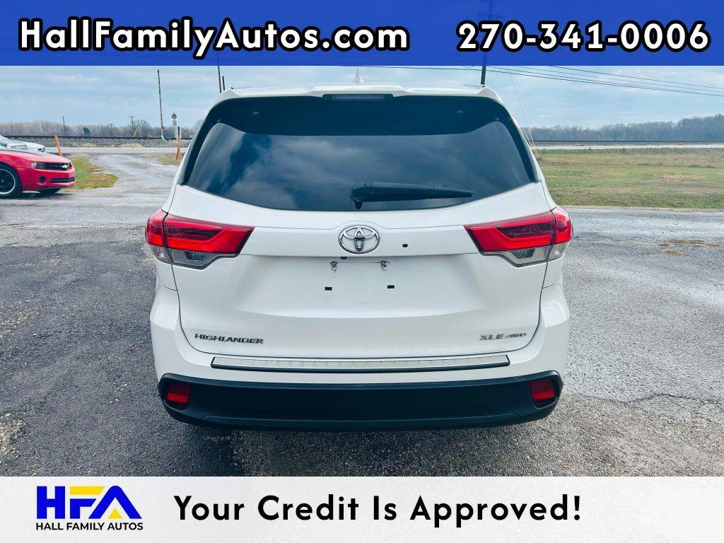 used 2018 Toyota Highlander car, priced at $24,999