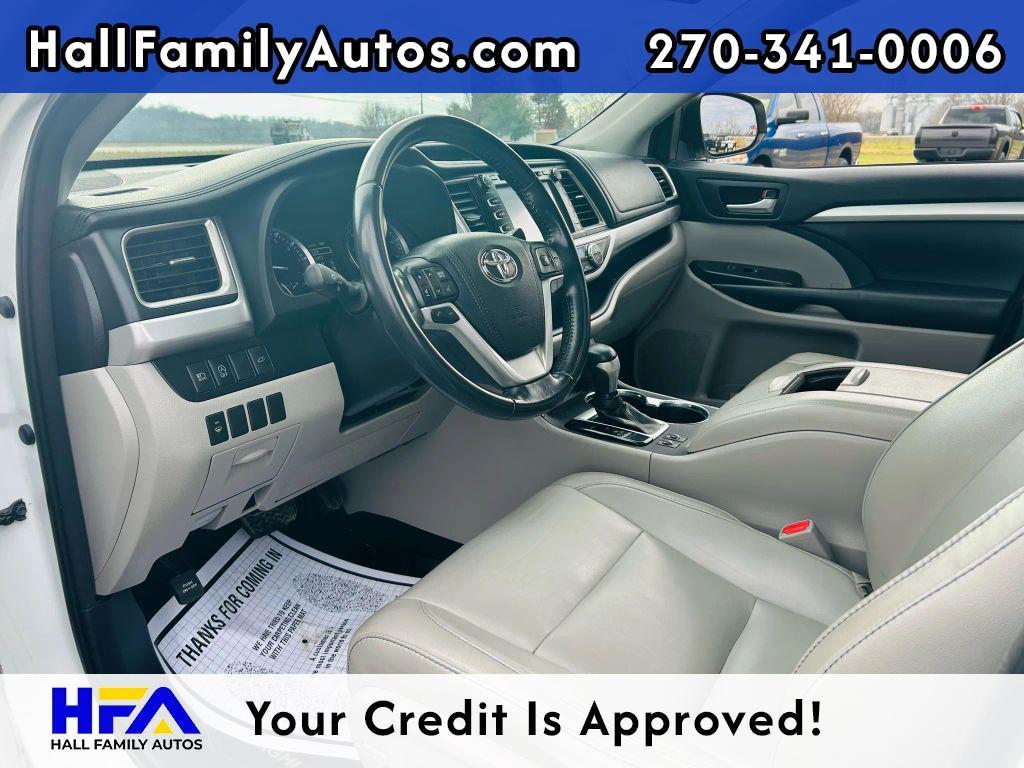 used 2018 Toyota Highlander car, priced at $24,999