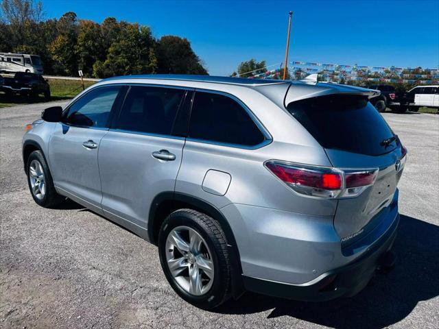 used 2015 Toyota Highlander car, priced at $20,999