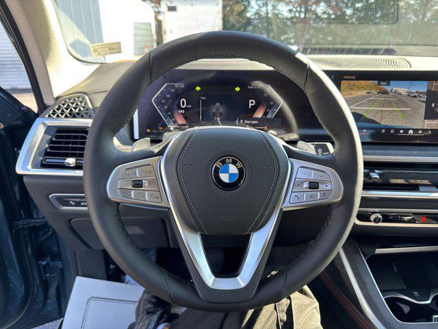 new 2026 BMW X7 car, priced at $93,625