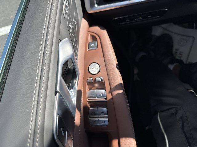 new 2026 BMW X7 car, priced at $93,625