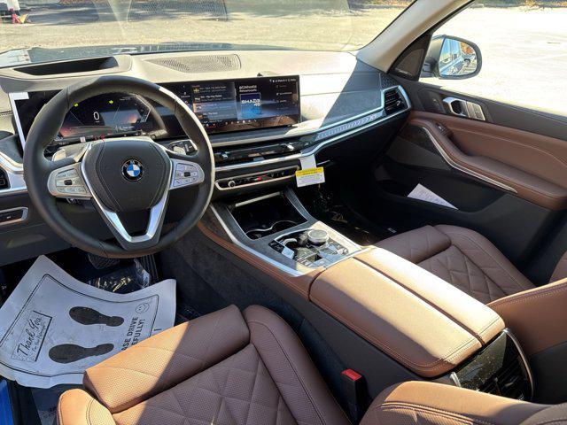 new 2026 BMW X7 car, priced at $93,625