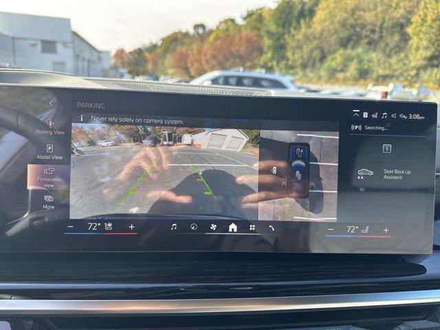 new 2026 BMW X7 car, priced at $102,375