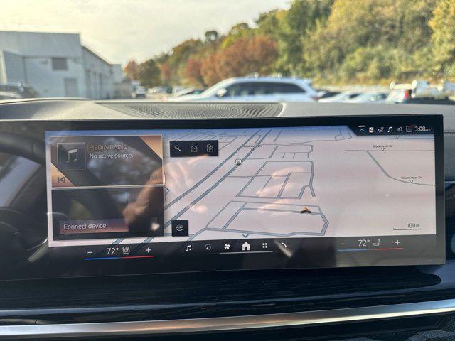 new 2026 BMW X7 car, priced at $102,375