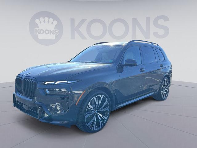 new 2025 BMW X7 car, priced at $103,325