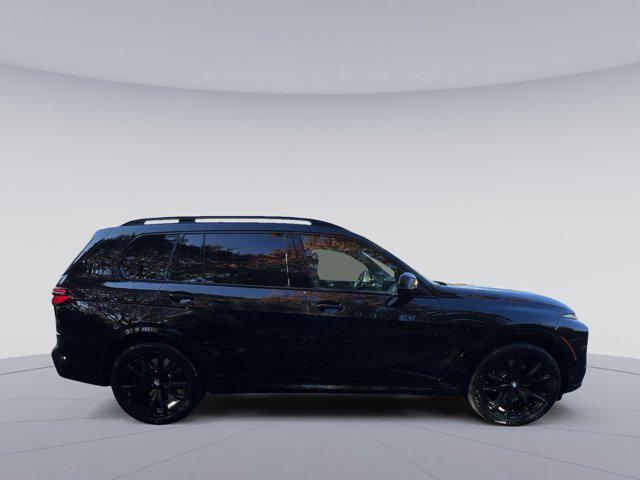 new 2025 BMW X7 car, priced at $122,770