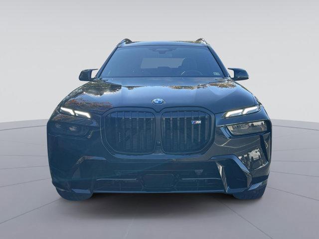 new 2025 BMW X7 car, priced at $122,770