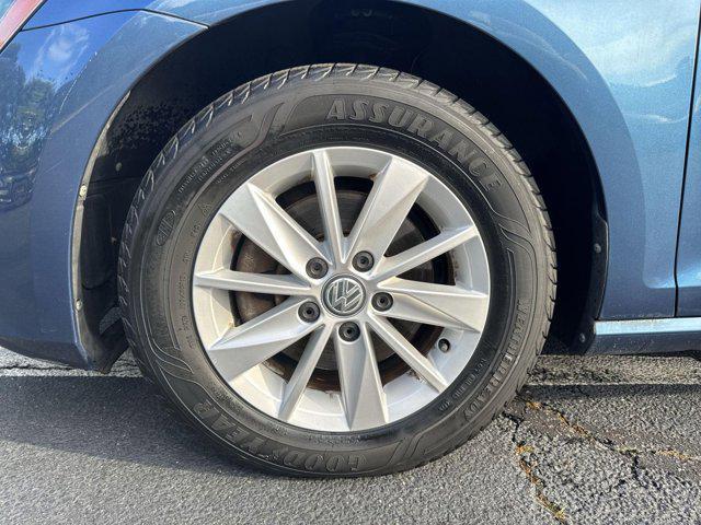 used 2016 Volkswagen Golf car, priced at $10,000