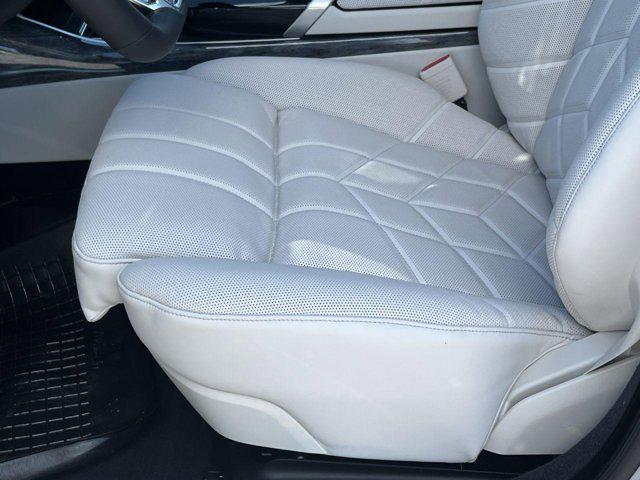 new 2025 BMW i7 car, priced at $120,525