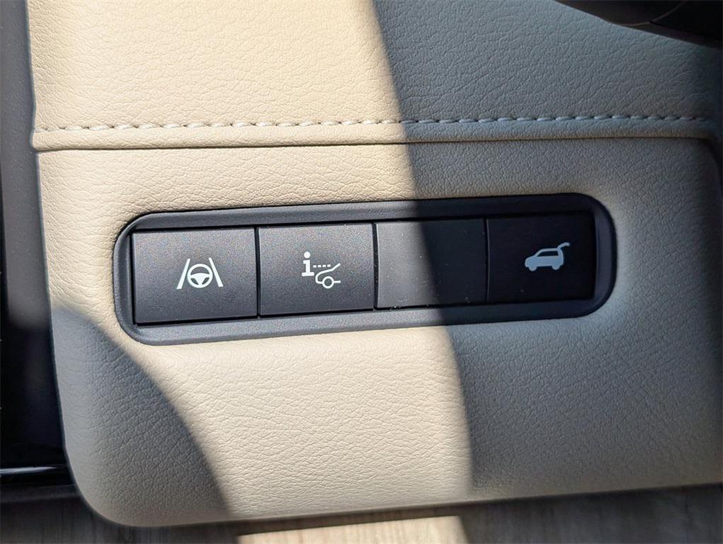 new 2025 Nissan Armada car, priced at $75,571