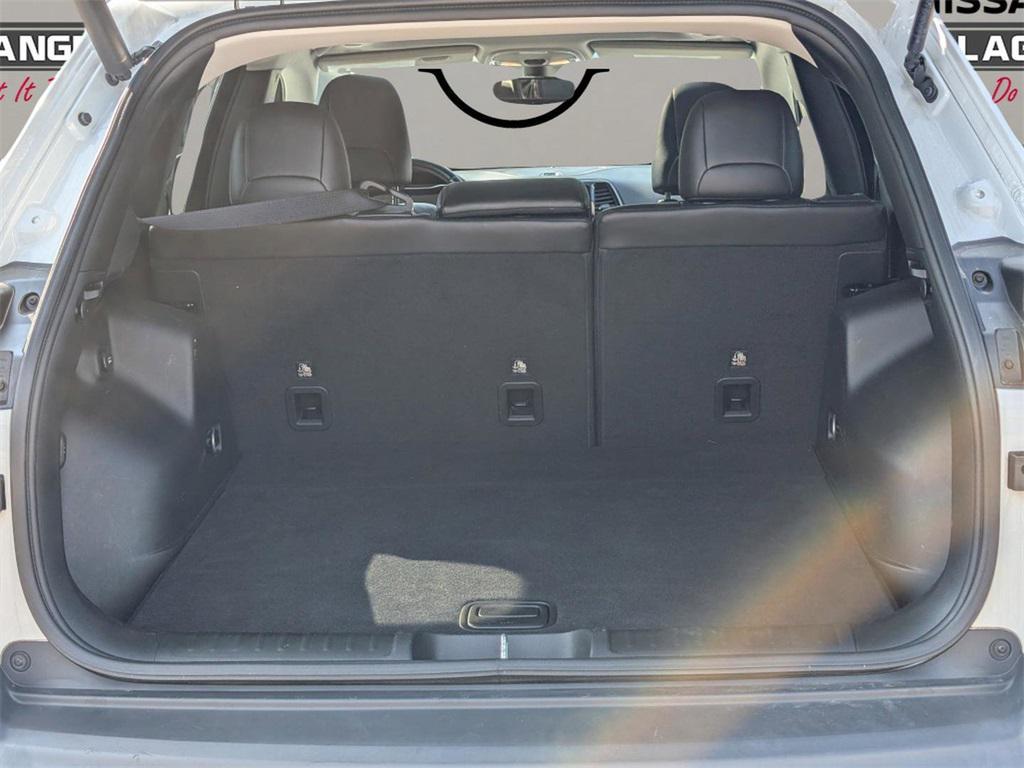 used 2019 Jeep Cherokee car, priced at $19,499