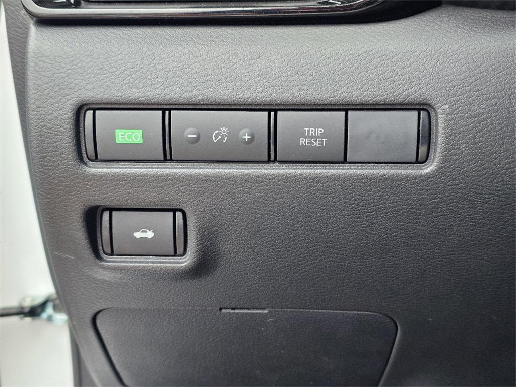 new 2025 Nissan Sentra car, priced at $25,525