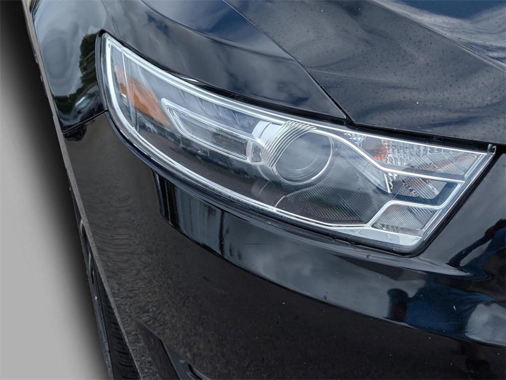 used 2017 Ford Taurus car, priced at $9,500