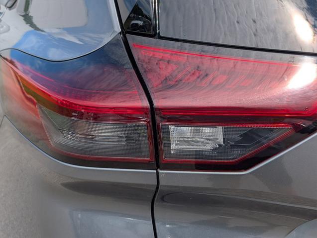 used 2021 Nissan Rogue car, priced at $18,819