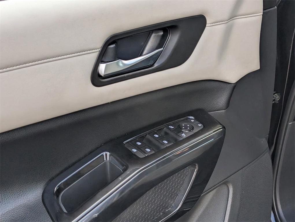 used 2022 Nissan Pathfinder car, priced at $25,200