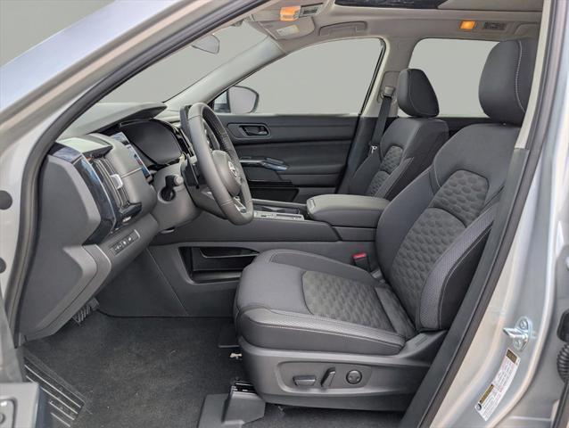 new 2025 Nissan Pathfinder car, priced at $43,775