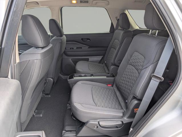 new 2025 Nissan Pathfinder car, priced at $43,775