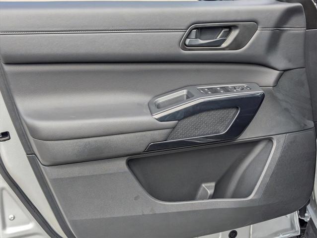 new 2025 Nissan Pathfinder car, priced at $43,775