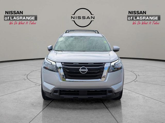 new 2025 Nissan Pathfinder car, priced at $43,775