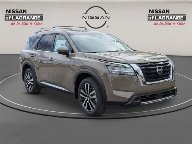 new 2024 Nissan Pathfinder car, priced at $47,871