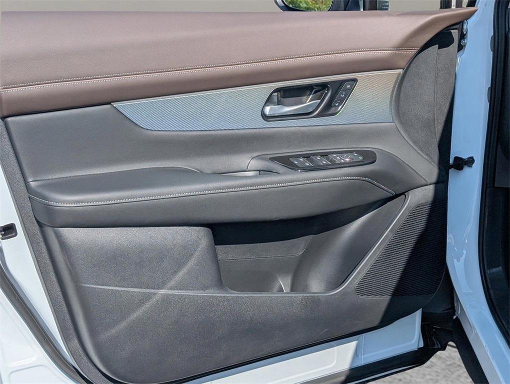 new 2025 Nissan Murano car, priced at $43,261