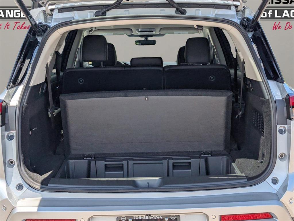 new 2025 Nissan Pathfinder car, priced at $42,021