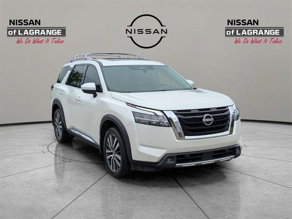 used 2022 Nissan Pathfinder car, priced at $29,799