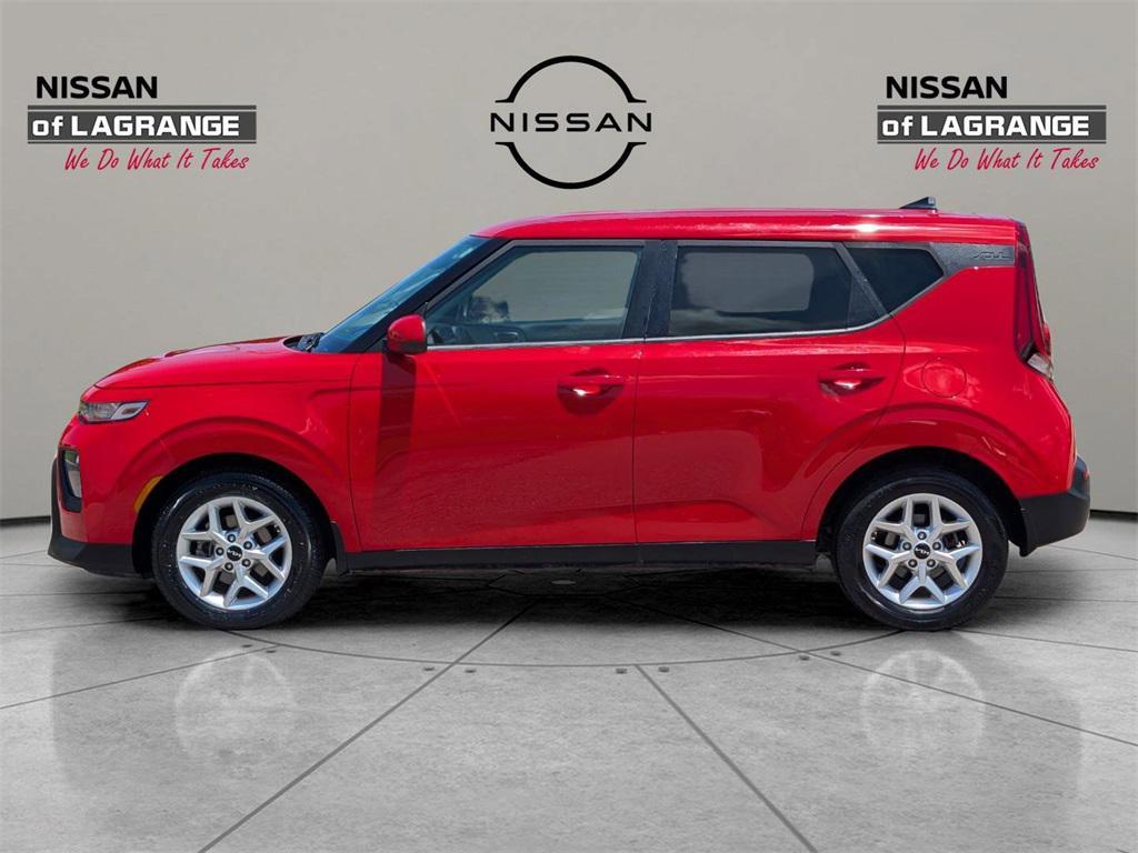used 2022 Kia Soul car, priced at $15,599