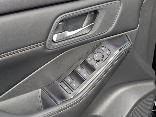 new 2025 Nissan Rogue car, priced at $34,090