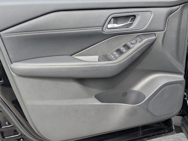 new 2025 Nissan Rogue car, priced at $34,090