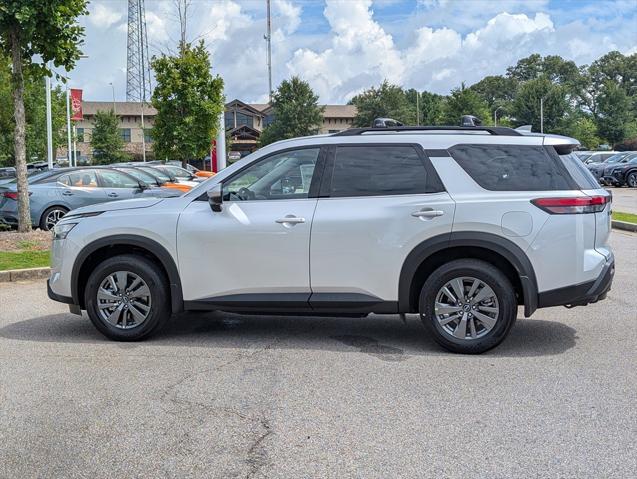 new 2025 Nissan Pathfinder car, priced at $44,260