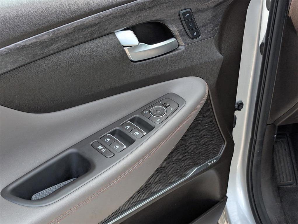 used 2019 Hyundai Santa Fe car, priced at $19,998