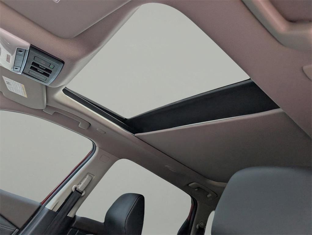 used 2022 Nissan Rogue car, priced at $18,999