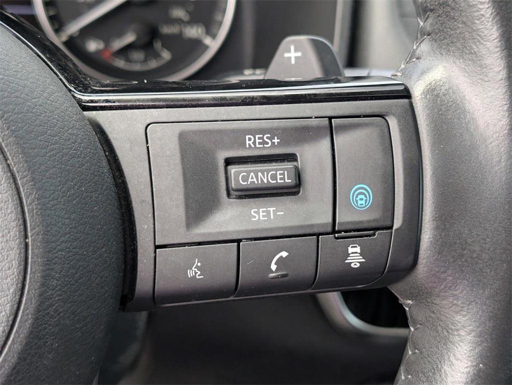 used 2022 Nissan Rogue car, priced at $18,999