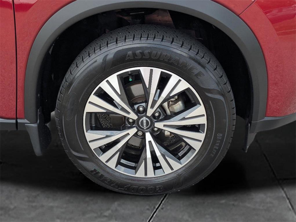 used 2022 Nissan Rogue car, priced at $18,999