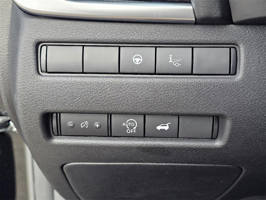 used 2025 Nissan Rogue car, priced at $30,500