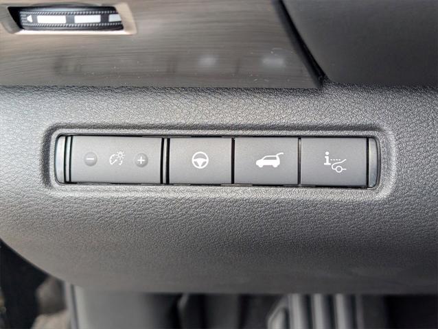 new 2025 Nissan Pathfinder car, priced at $51,485
